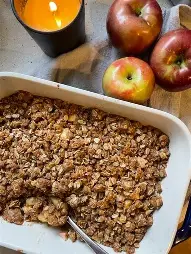 Healthy Apple Crisp Recipe That Actually Tastes Like a Treat (Not a Punishment)